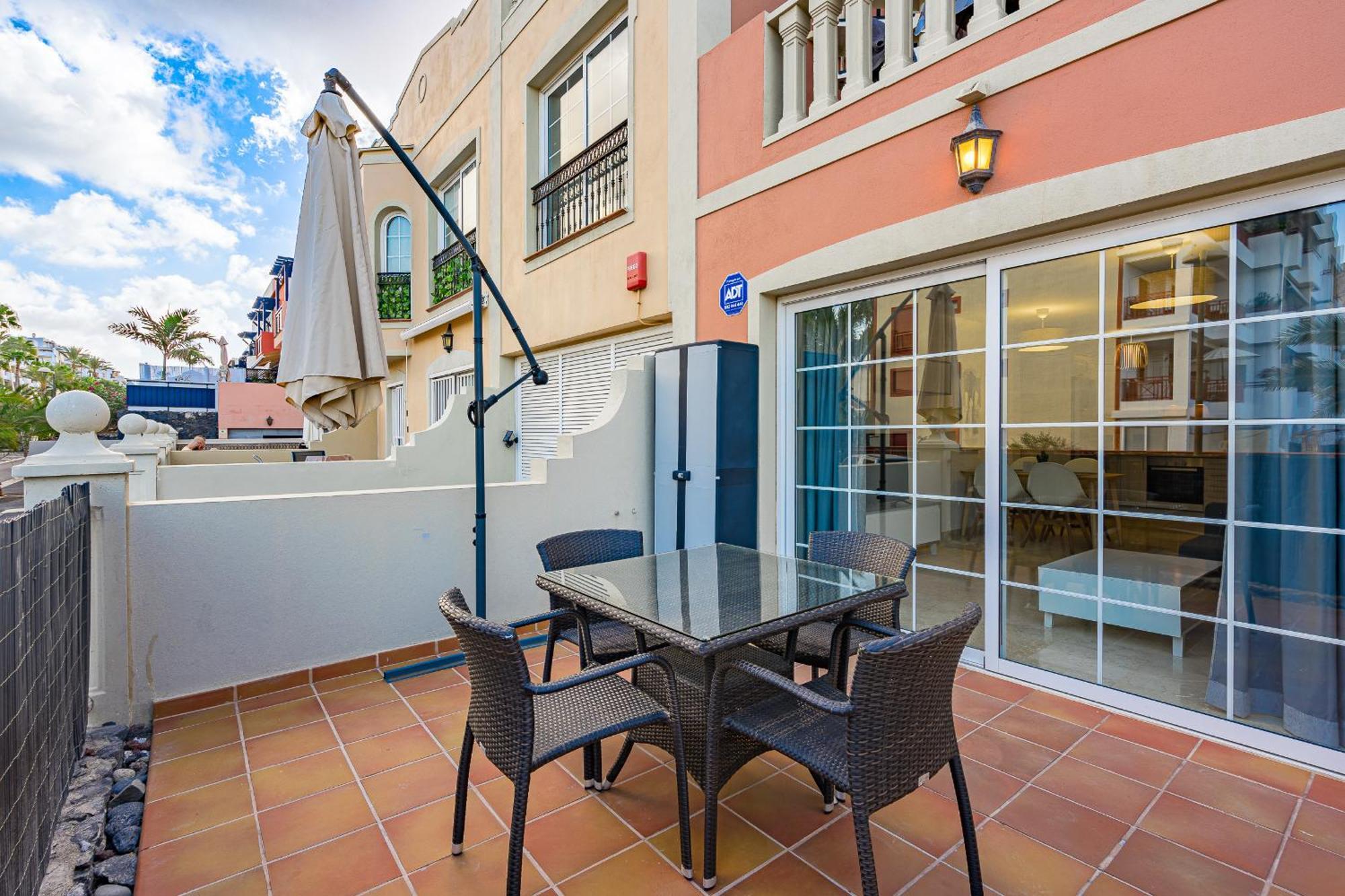 Paraiso Palm Mar Beautiful & Bright Renovated Apartment With Air Conditioning ภายนอก รูปภาพ